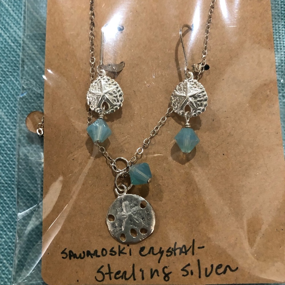 Necklace earring set